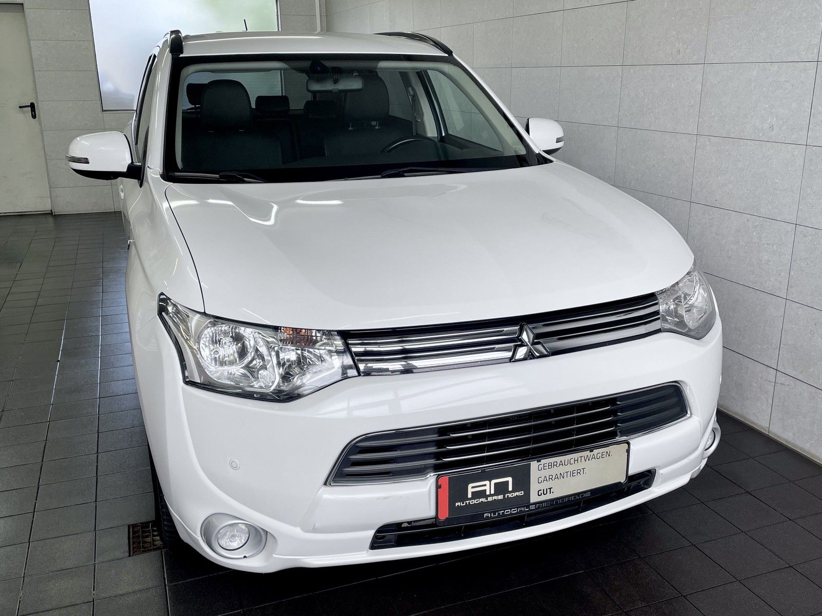 Mitsubishi Outlander Outlander PHEV Basis 4WD