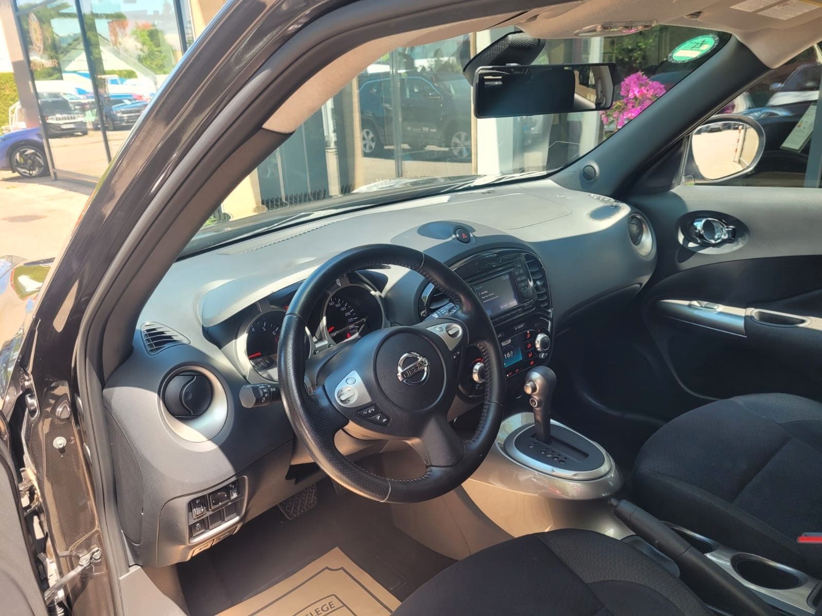 Nissan Juke Juke Tekna Automatic aus Rentnerhand Top