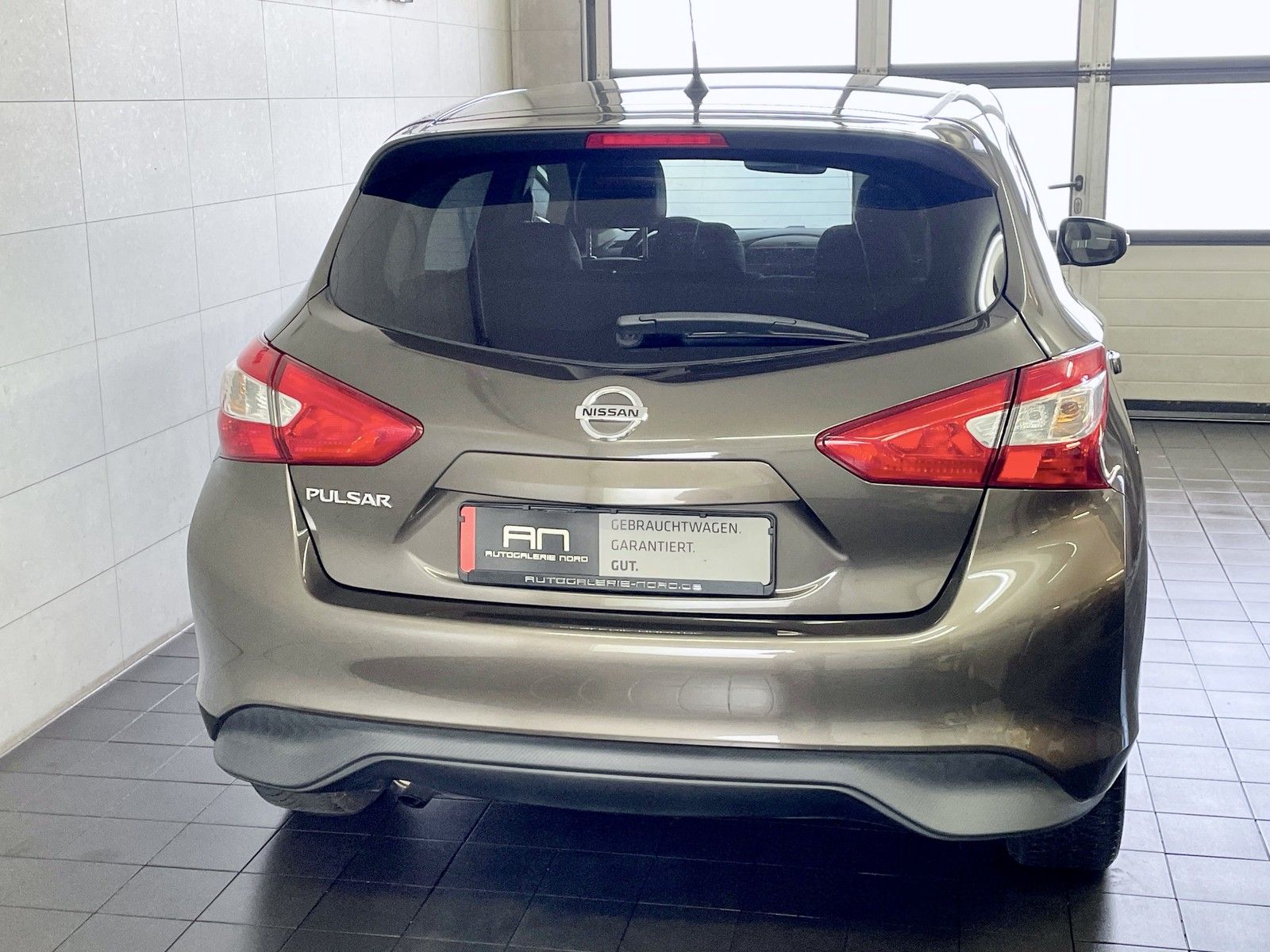 Nissan Pulsar Pulsar Tekna 1.Hand+Leder+Navi+Kamera