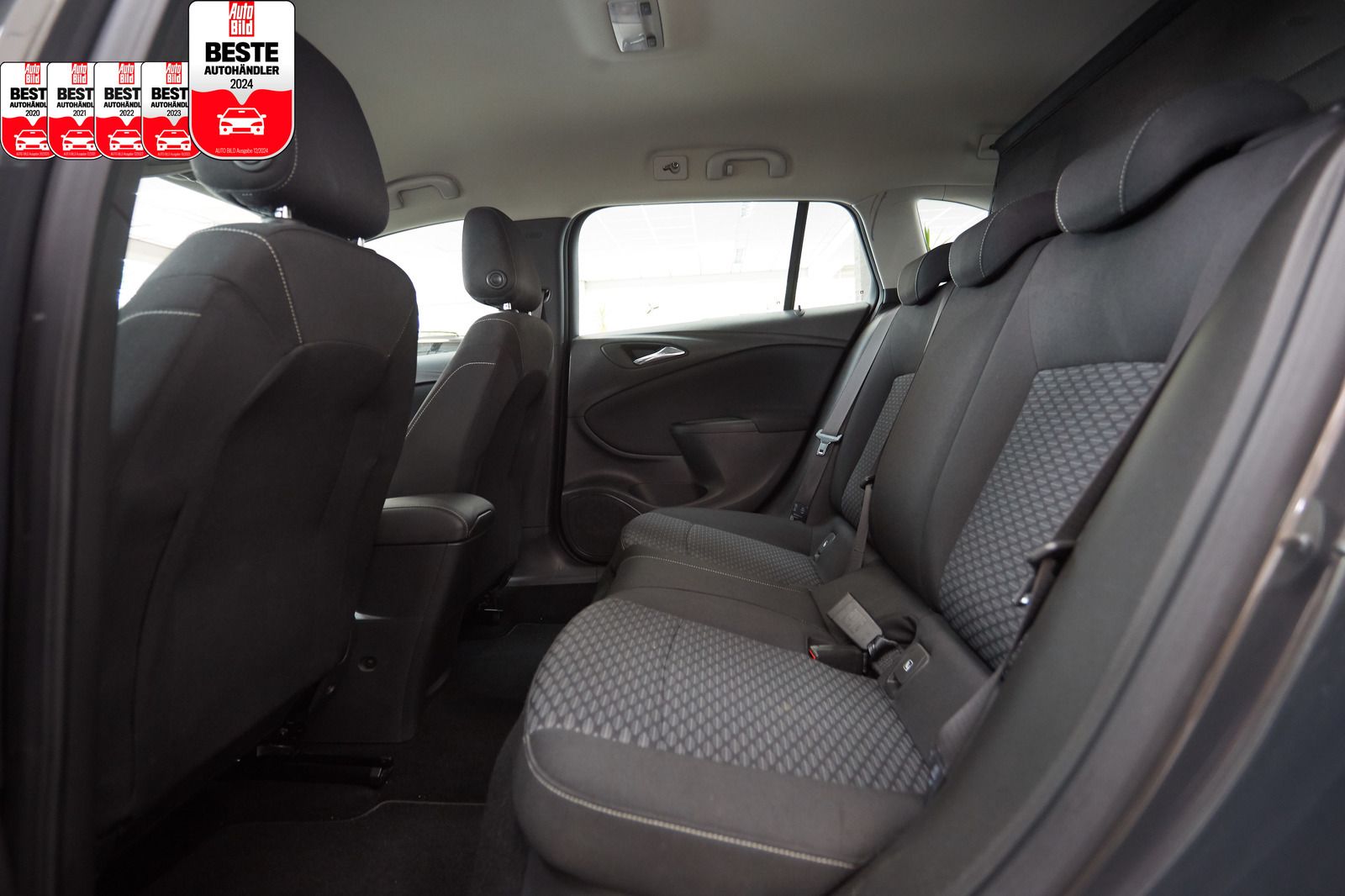Opel Astra Astra Sports Tourer NAVI*AHK*ABSTANDSTEMP*SPUR*