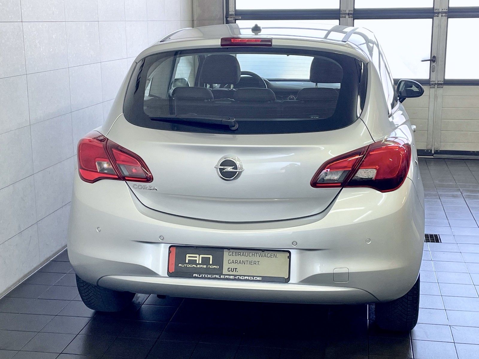 Opel Corsa Corsa E Edition 1.Hand+Winterpaket+Tempomat+PDC