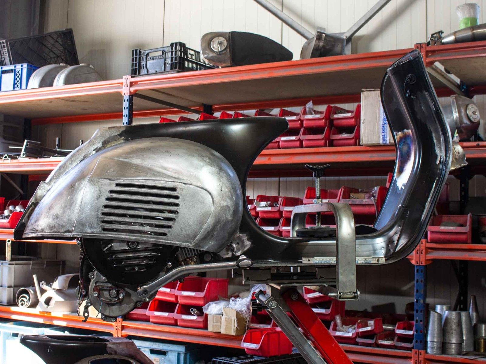 Piaggio Vespa 200 E SLS 306 Rawstyle Scooter &amp; Service