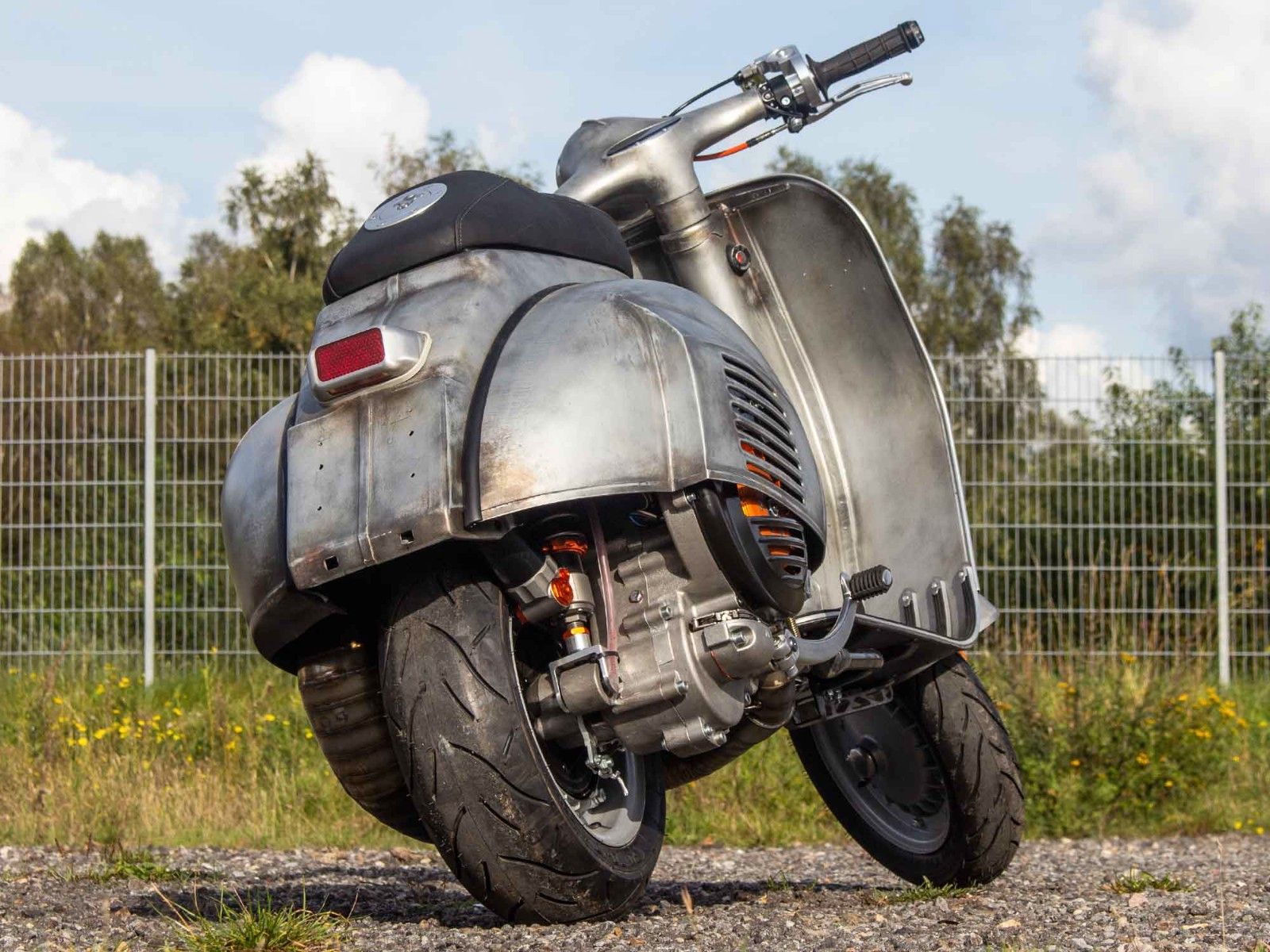 Piaggio Vespa 200 E SLS 306 Rawstyle Scooter &amp; Service