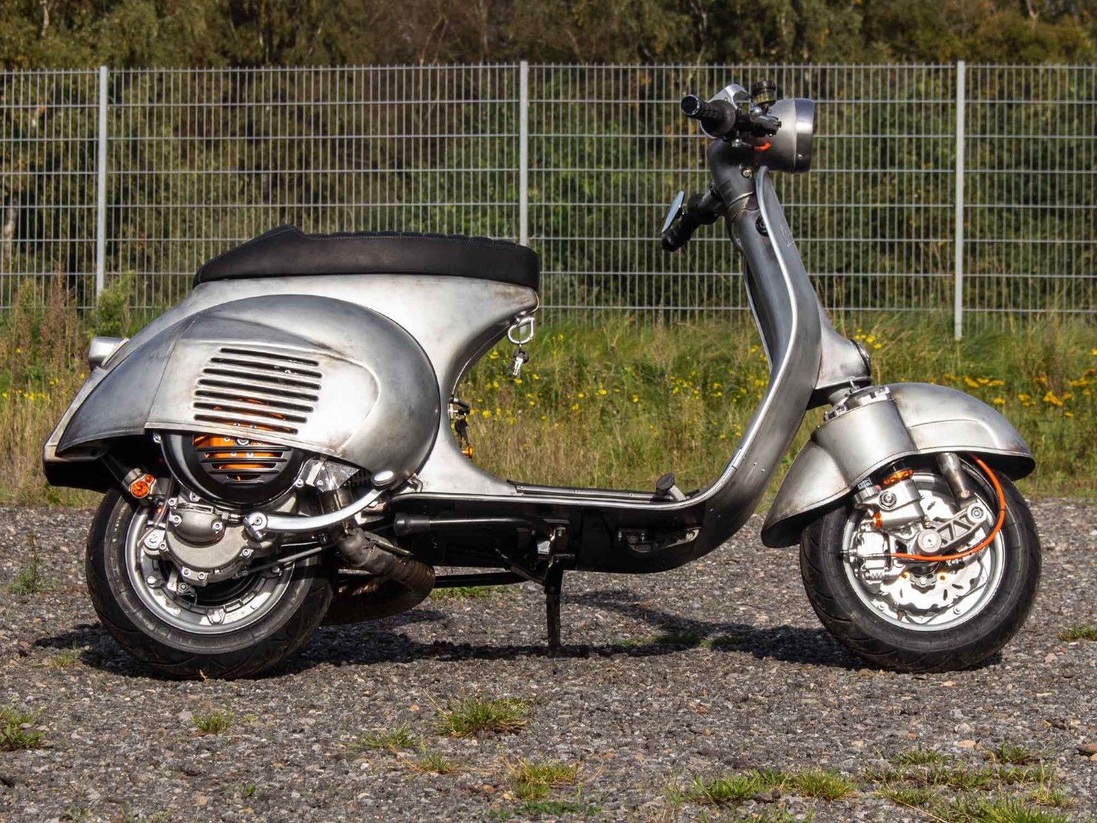 Piaggio Vespa 200 E SLS 306 Rawstyle Scooter &amp; Service