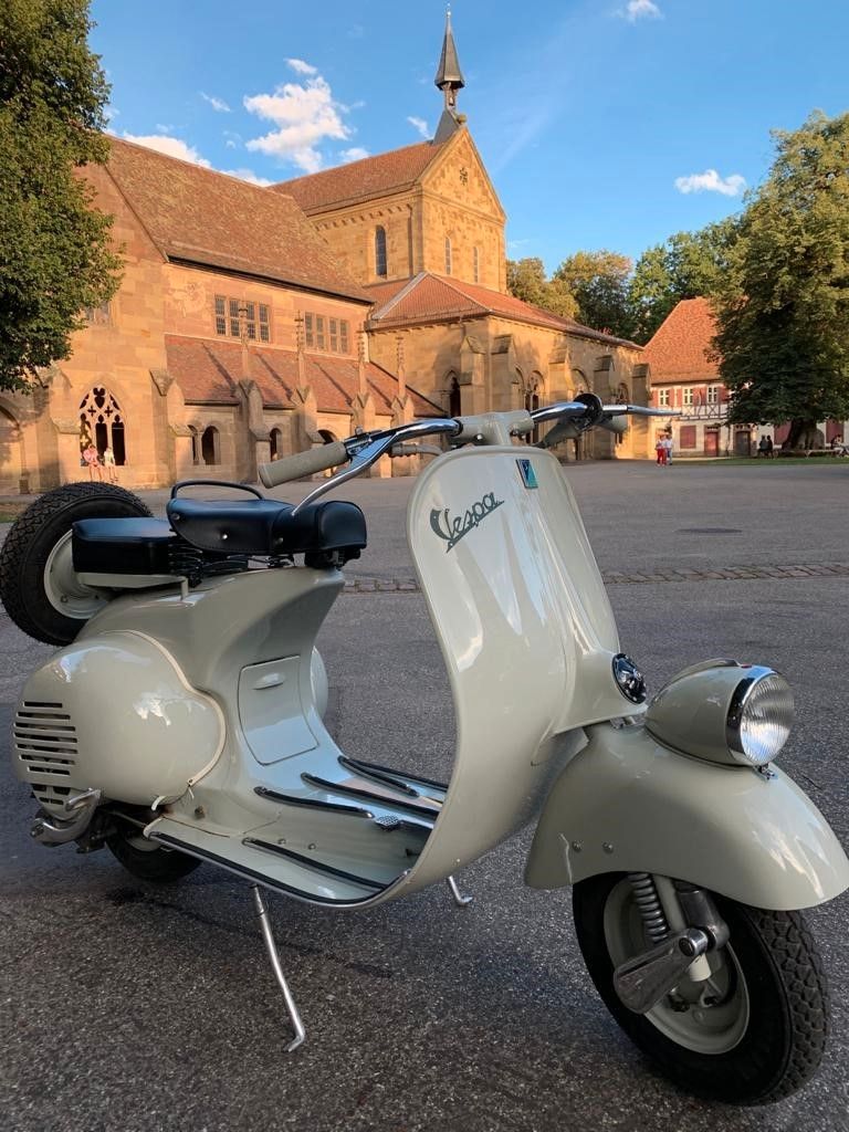 Piaggio Vespa &apos;&apos;FARO BASSA&apos;&apos; *TRAUM*