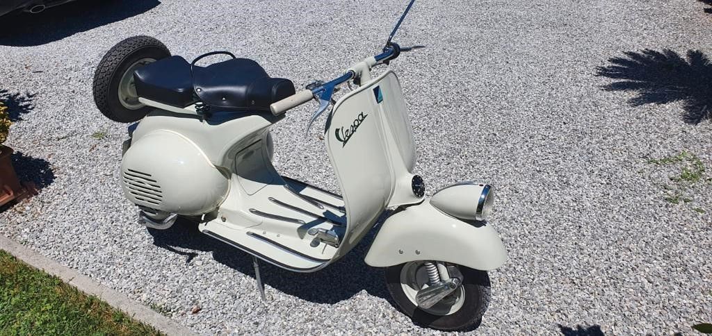 Piaggio Vespa &apos;&apos;FARO BASSA&apos;&apos; *TRAUM*