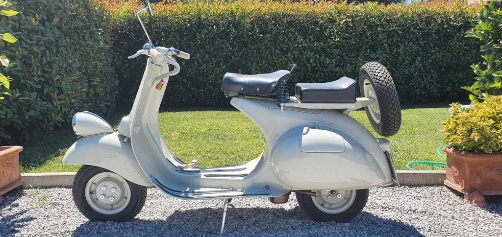 Piaggio Vespa &apos;&apos;FARO BASSA&apos;&apos; *TRAUM*