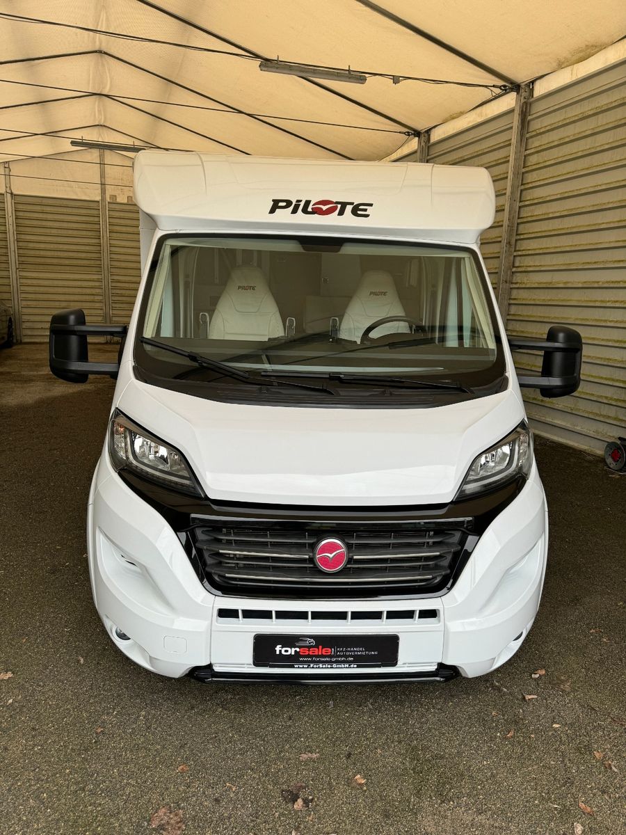 Pilote P740 GJ ESSENTIEL, TOP ZUSTAND