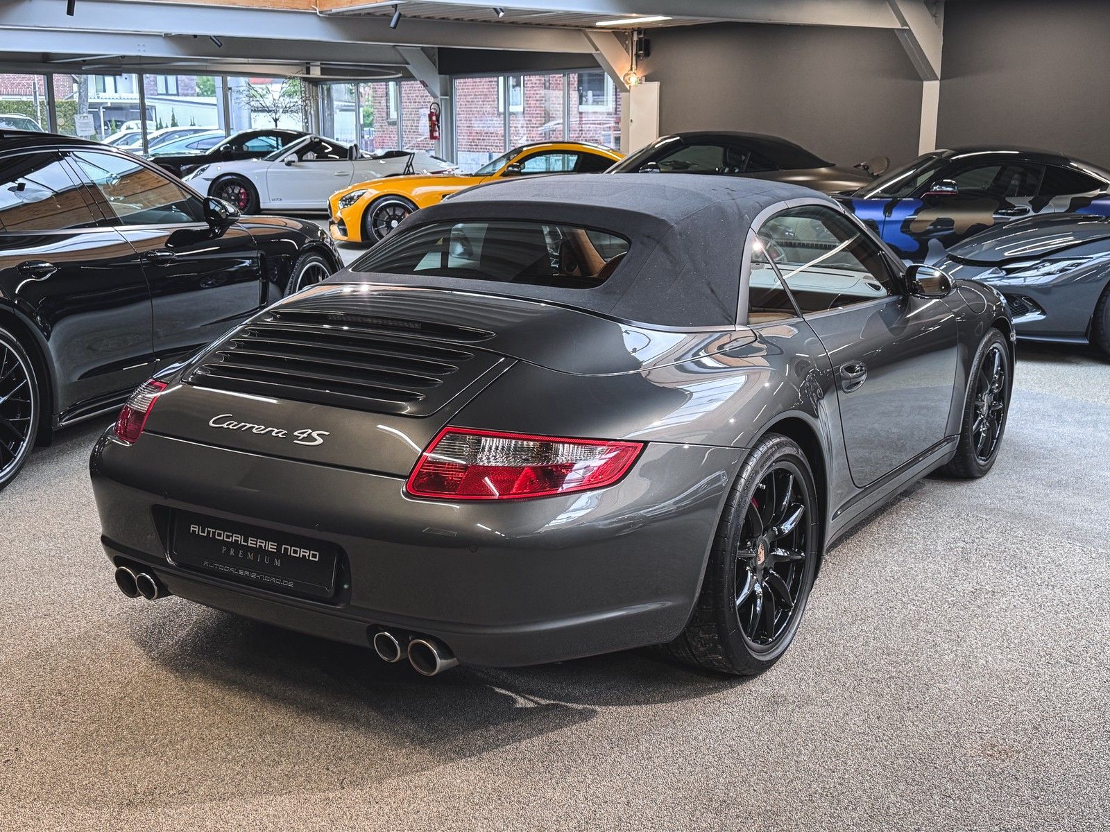 Porsche 911 Urmodell 911 Carrera 4 S Cabrio Sport-Chrono+PCM+Bose