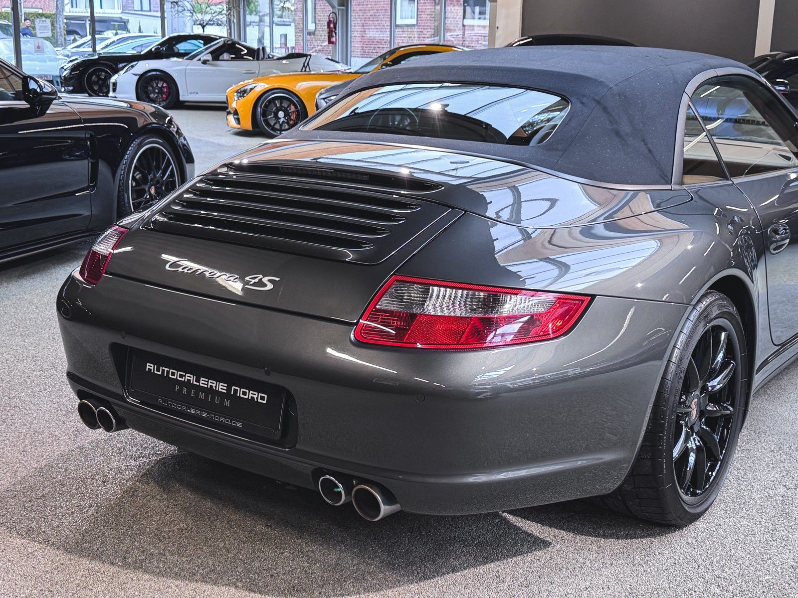 Porsche 911 Urmodell 911 Carrera 4 S Cabrio Sport-Chrono+PCM+Bose