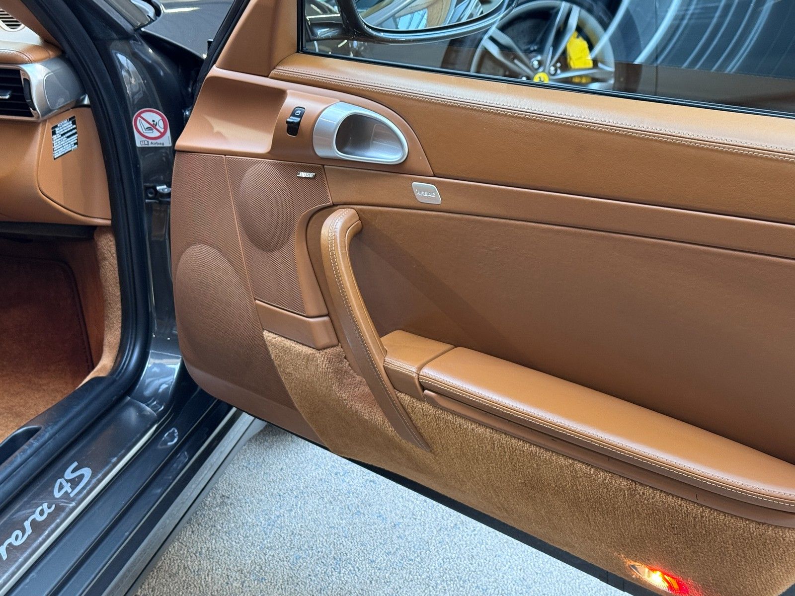 Porsche 911 Urmodell 911 Carrera 4 S Cabrio Sport-Chrono+PCM+Bose