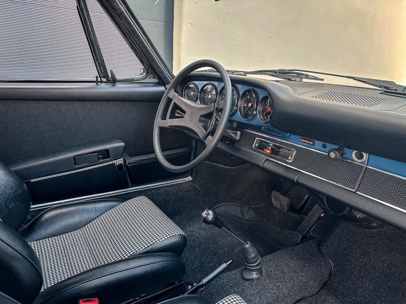 Porsche 911 Urmodell 911 TE Targa NOTE 1