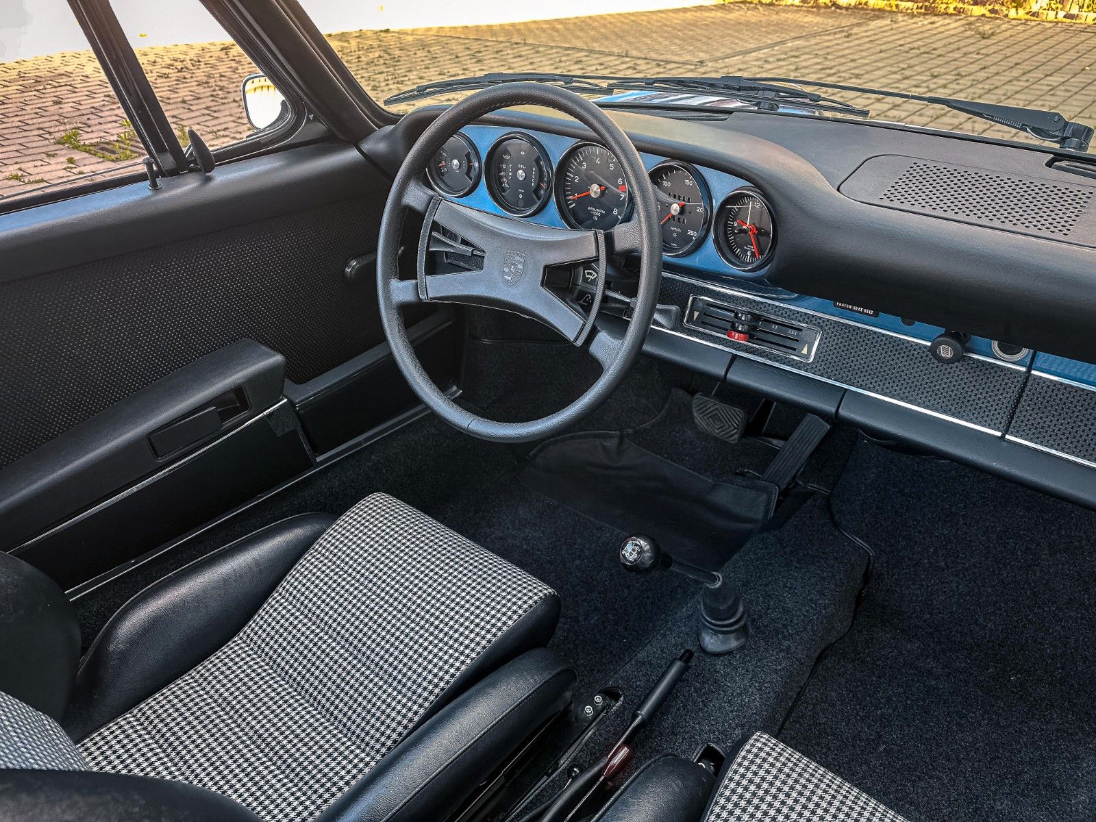 Porsche 911 Urmodell 911 TE Targa NOTE 1