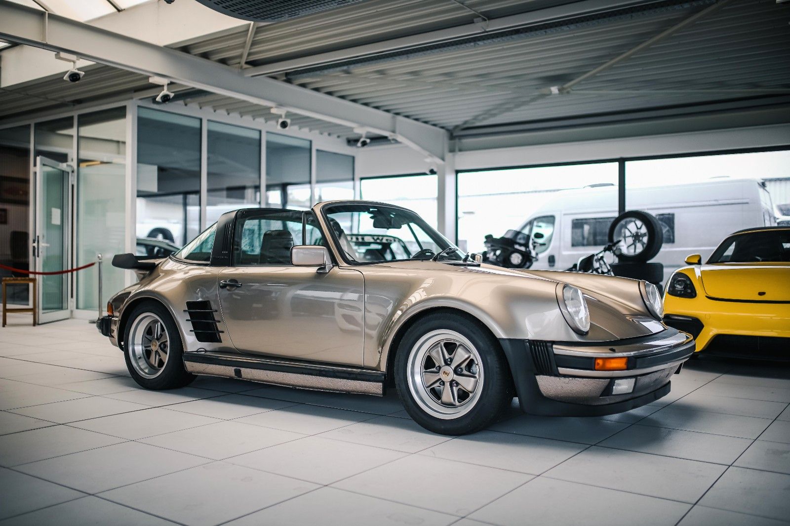 Porsche 911 Urmodell Targa 911 SC