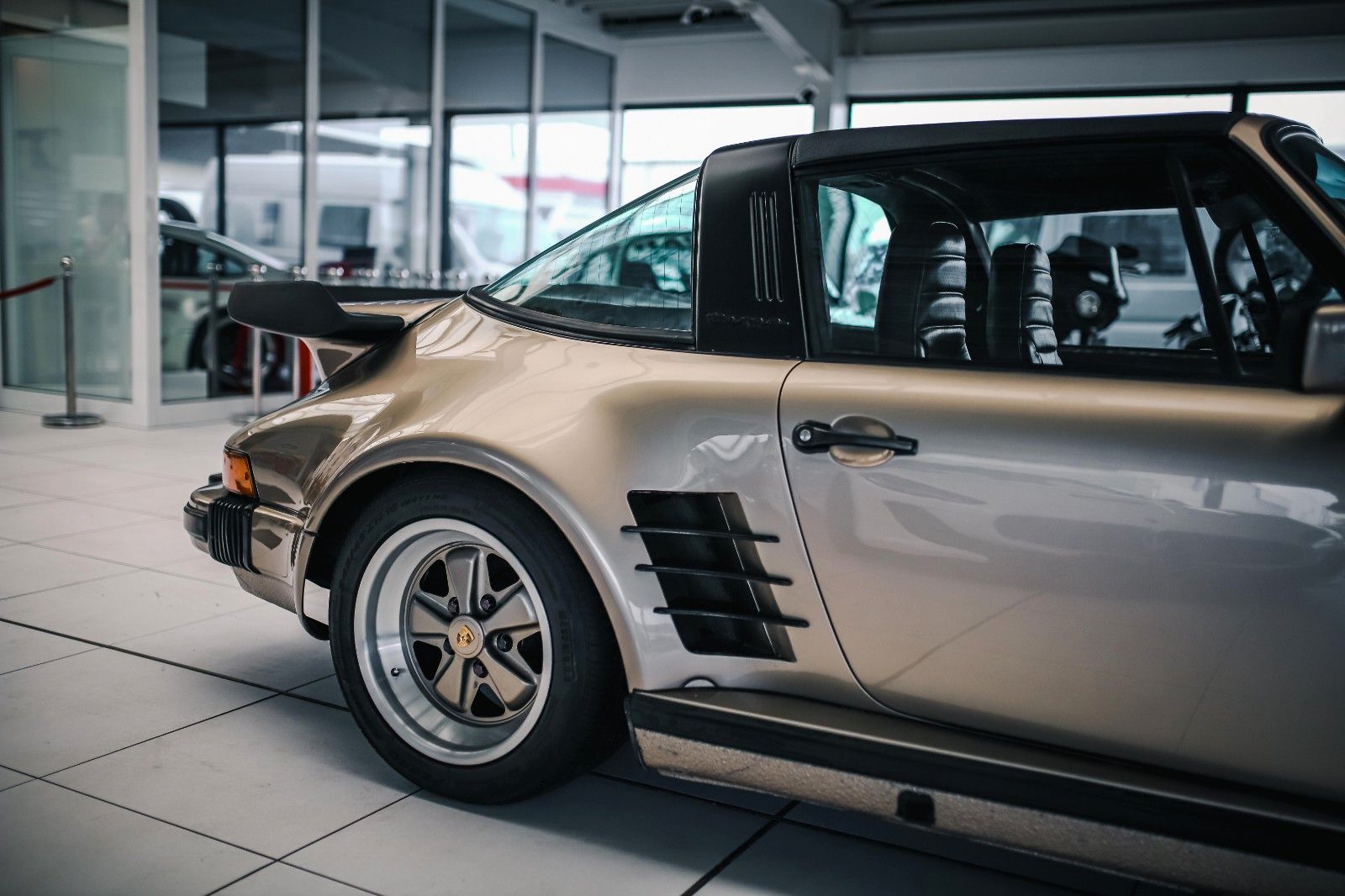 Porsche 911 Urmodell Targa 911 SC