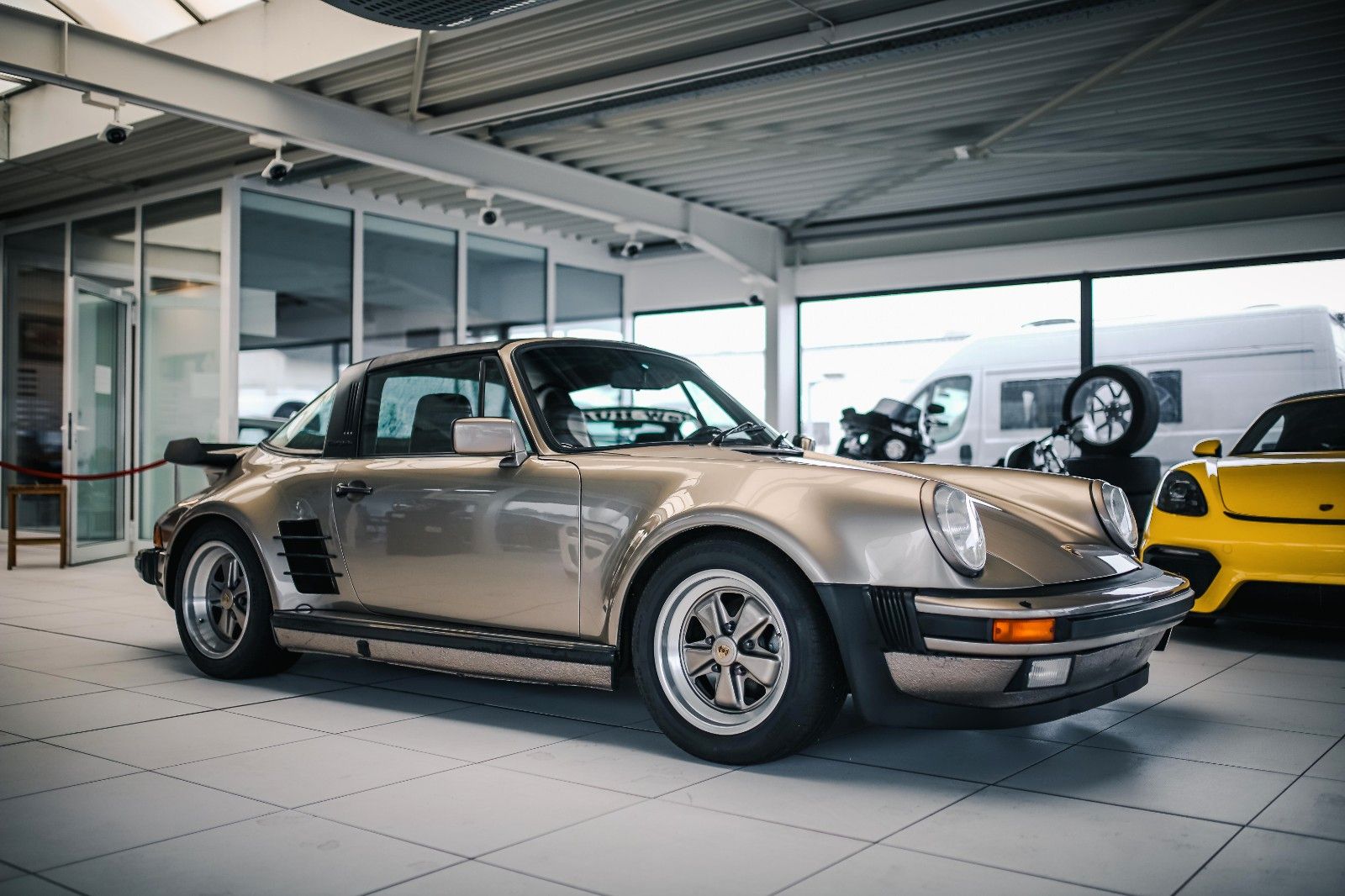 Porsche 911 Urmodell Targa 911 SC