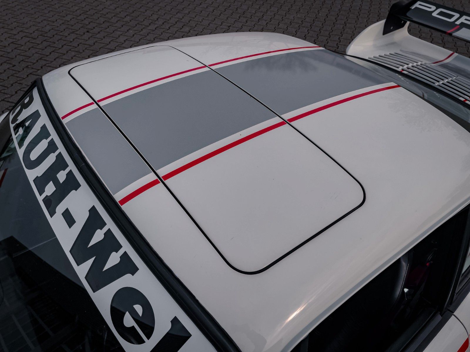 Porsche 930 930 Turbo 911 SC *RAUH WELT by AKIRA NAKAI
