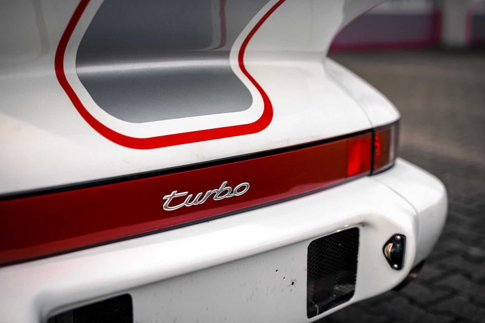 Porsche 930 930 Turbo 911 SC *RAUH WELT by AKIRA NAKAI