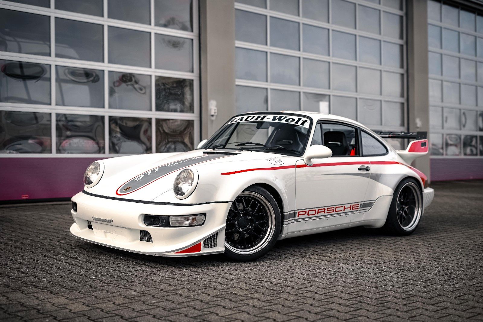 Porsche 930 930 Turbo 911 SC *RAUH WELT by AKIRA NAKAI