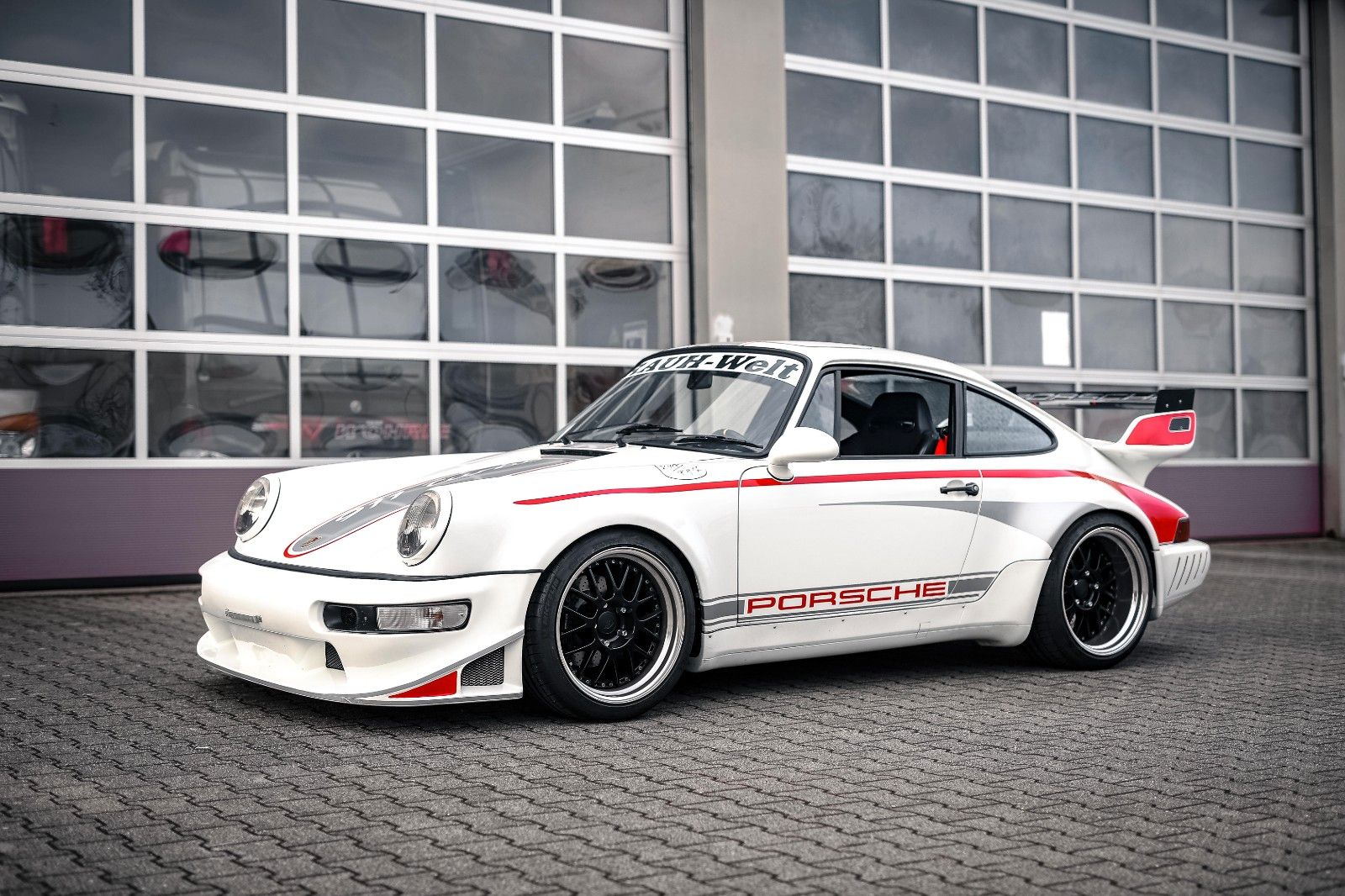 Porsche 930 930 Turbo 911 SC *RAUH WELT by AKIRA NAKAI