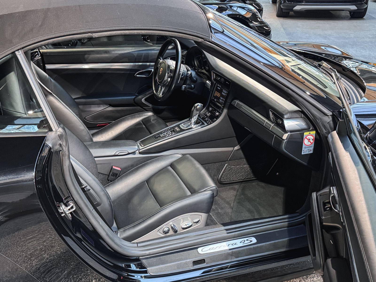 Porsche 991 911 Carrera 4S Cabriolet Approved 04.2027