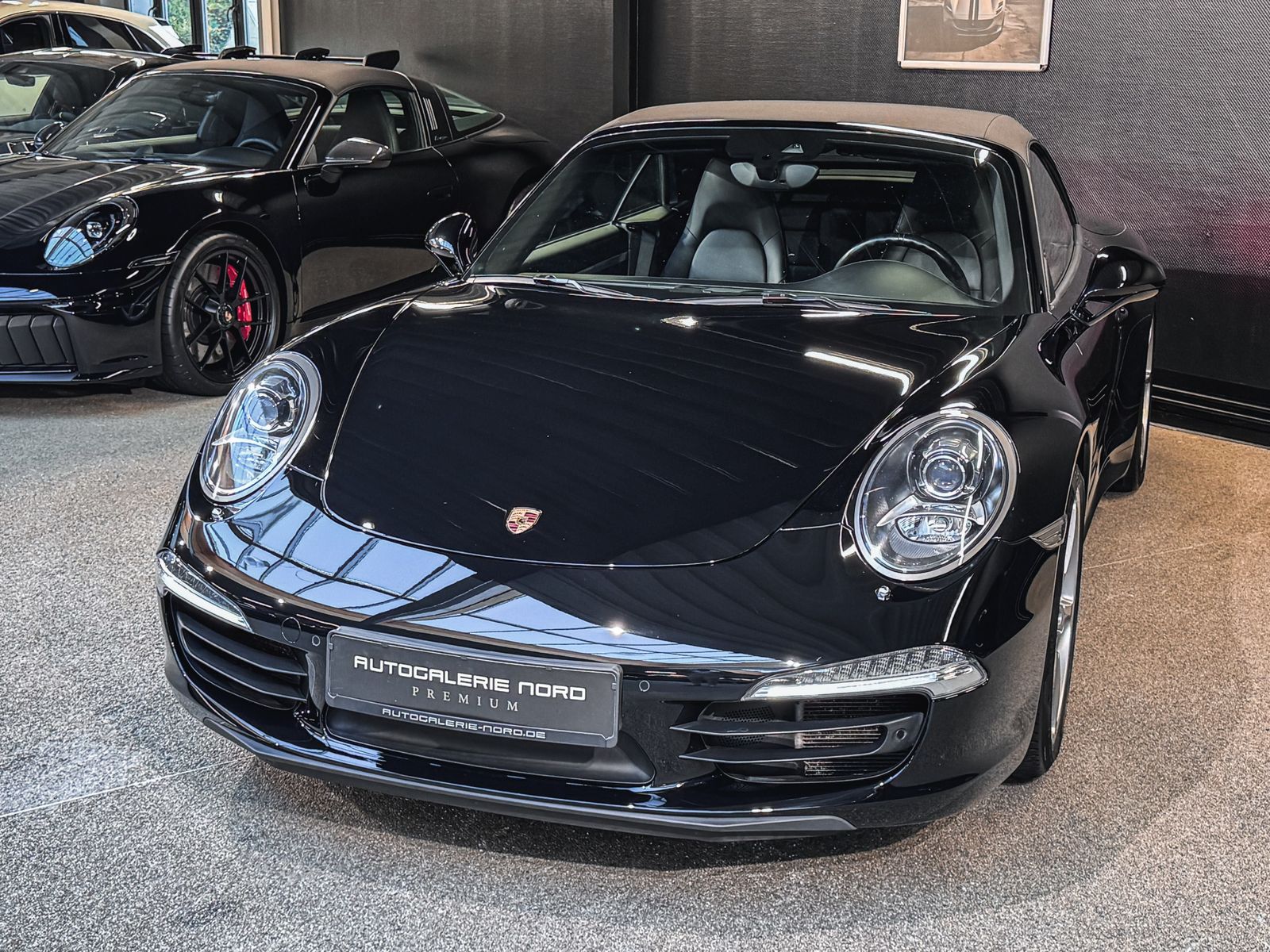 Porsche 991 911 Carrera 4S Cabriolet Approved 04.2027