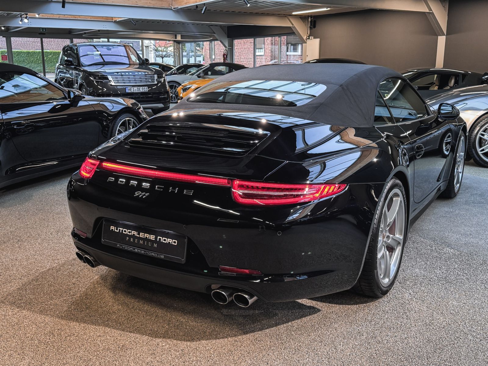 Porsche 991 911 Carrera 4S Cabriolet Approved 04.2027