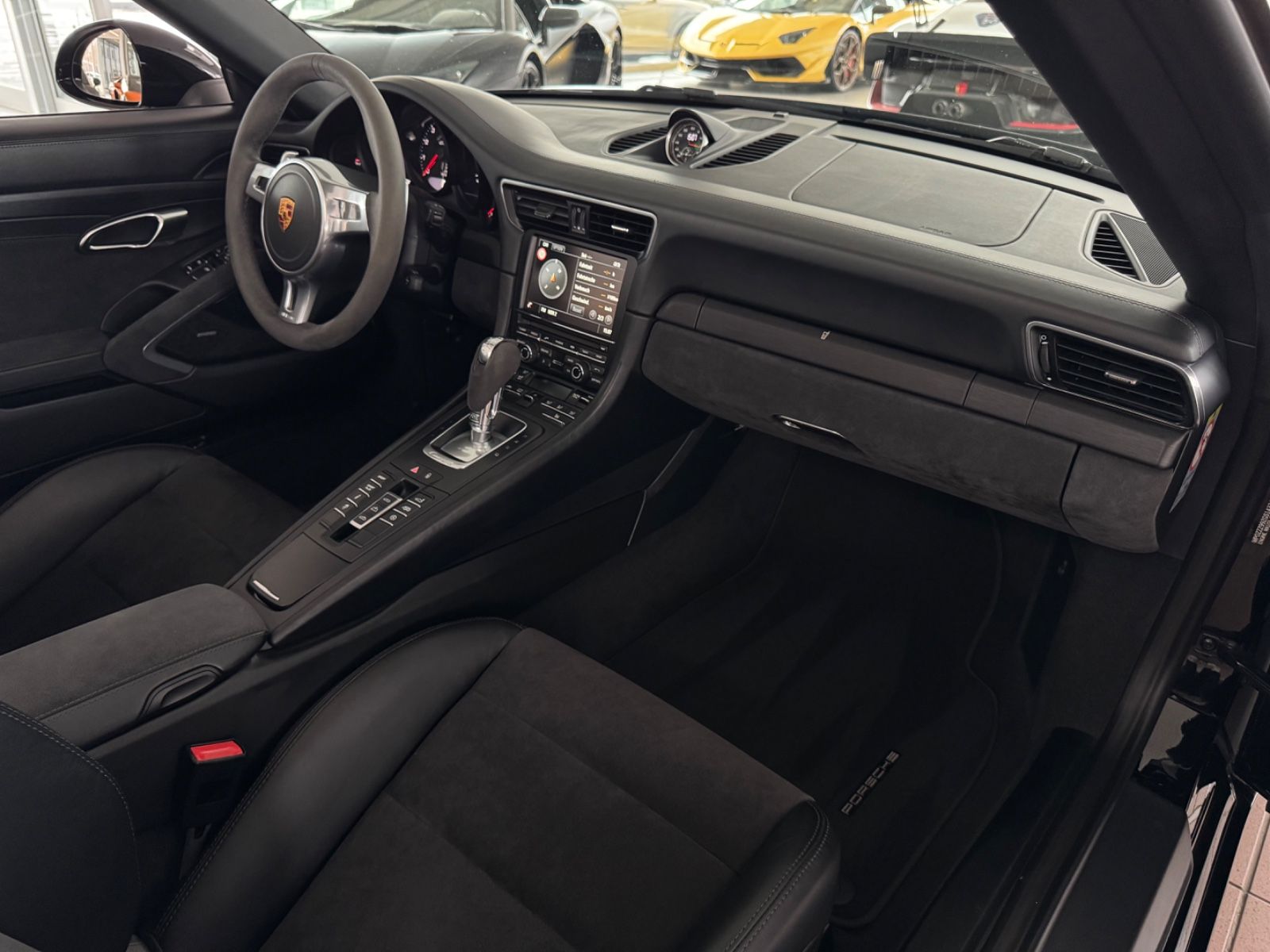 Porsche 991 911 Carrera GTS Cabrio