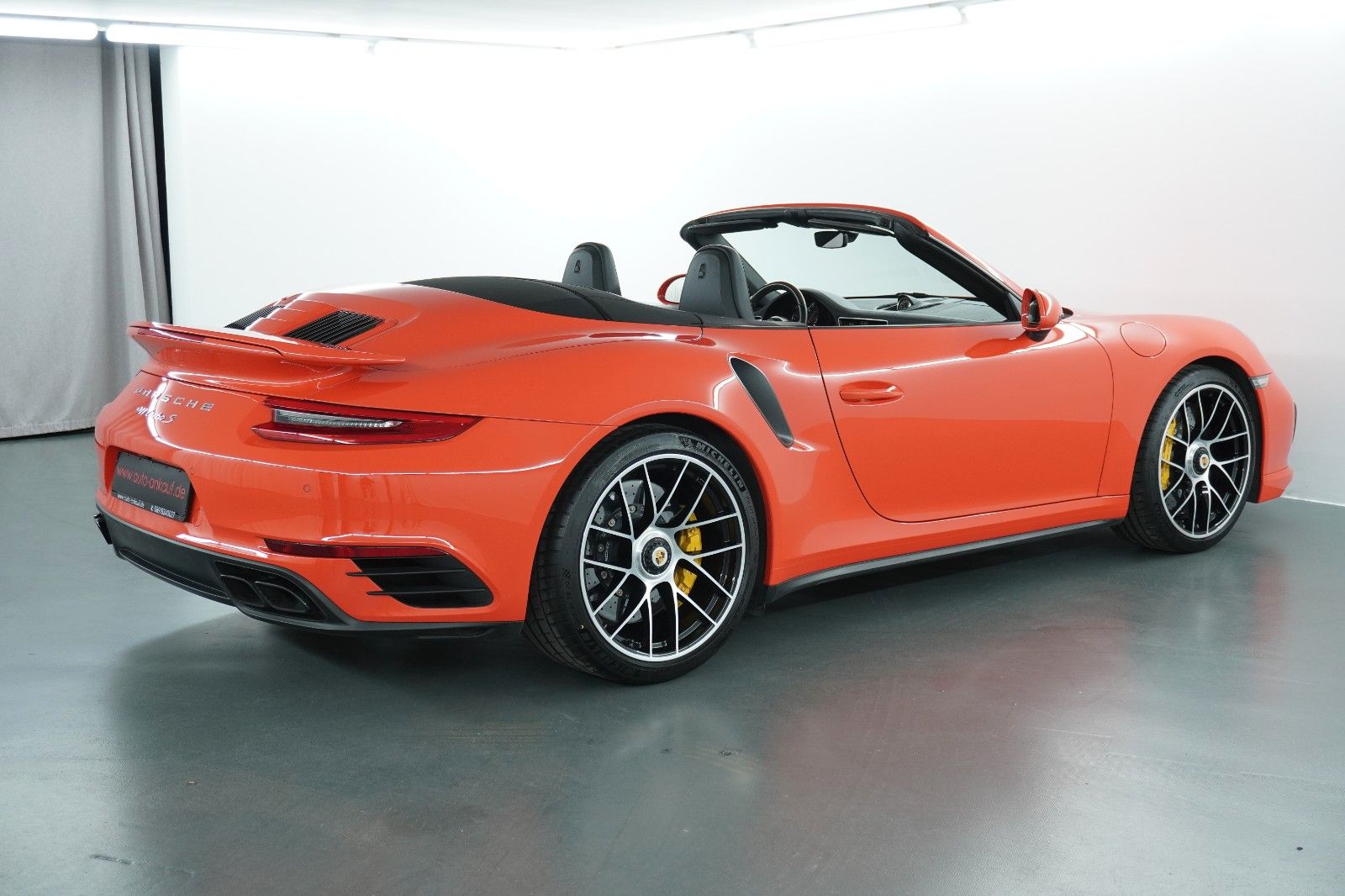 Porsche 991 911 Turbo S Approved 2/27 Bose HA-Lenkung 18-Weg