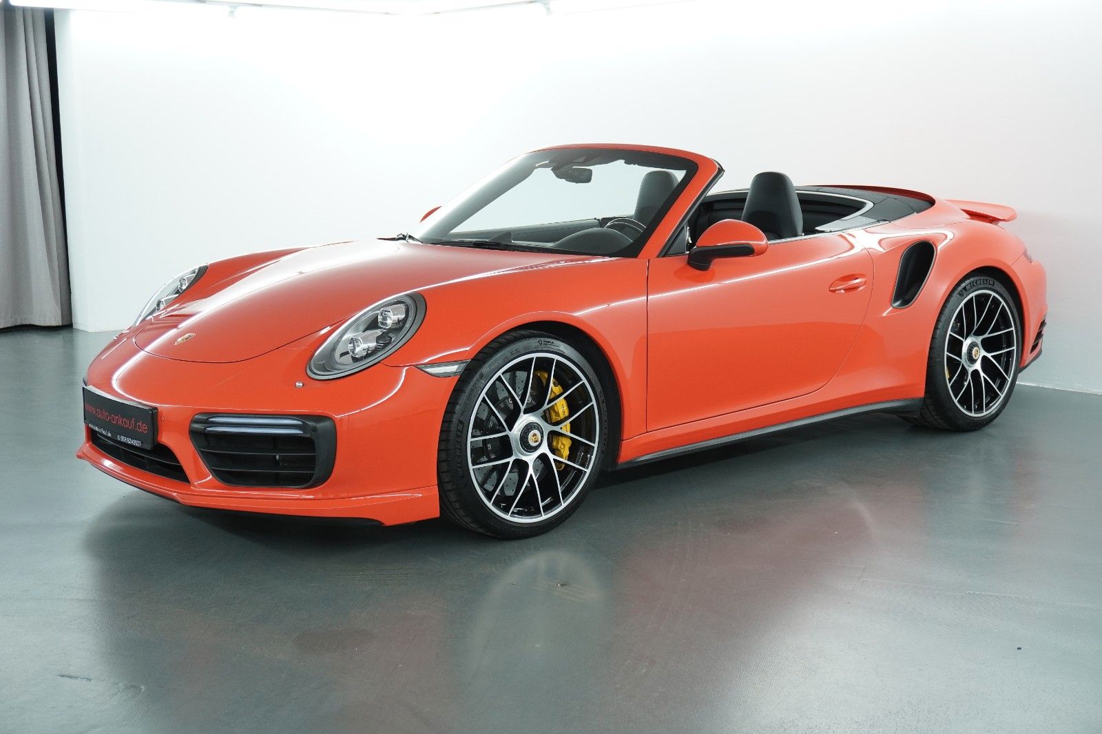 Porsche 991 911 Turbo S Approved 2/27 Bose HA-Lenkung 18-Weg