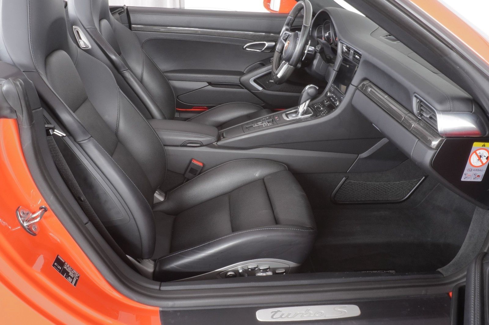Porsche 991 911 Turbo S Approved 2/27 Bose HA-Lenkung 18-Weg