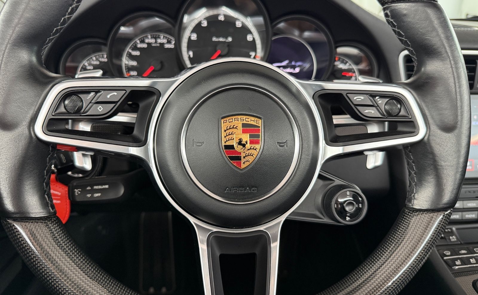 Porsche 991 911 Turbo S Approved 2/27 Bose HA-Lenkung 18-Weg