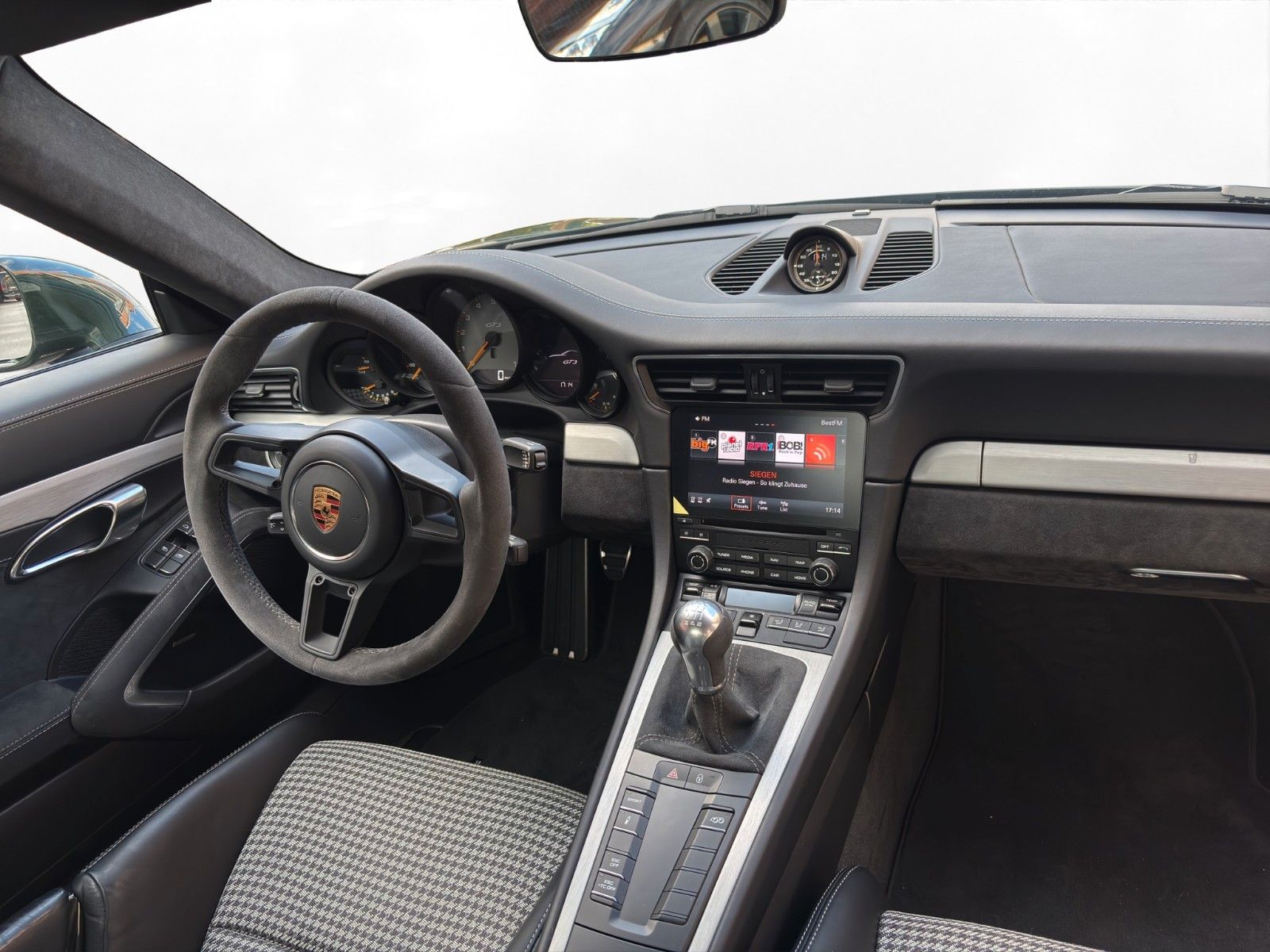 Porsche 991 991.2 GT3 PTS brewstergreen Pepita Exclusive