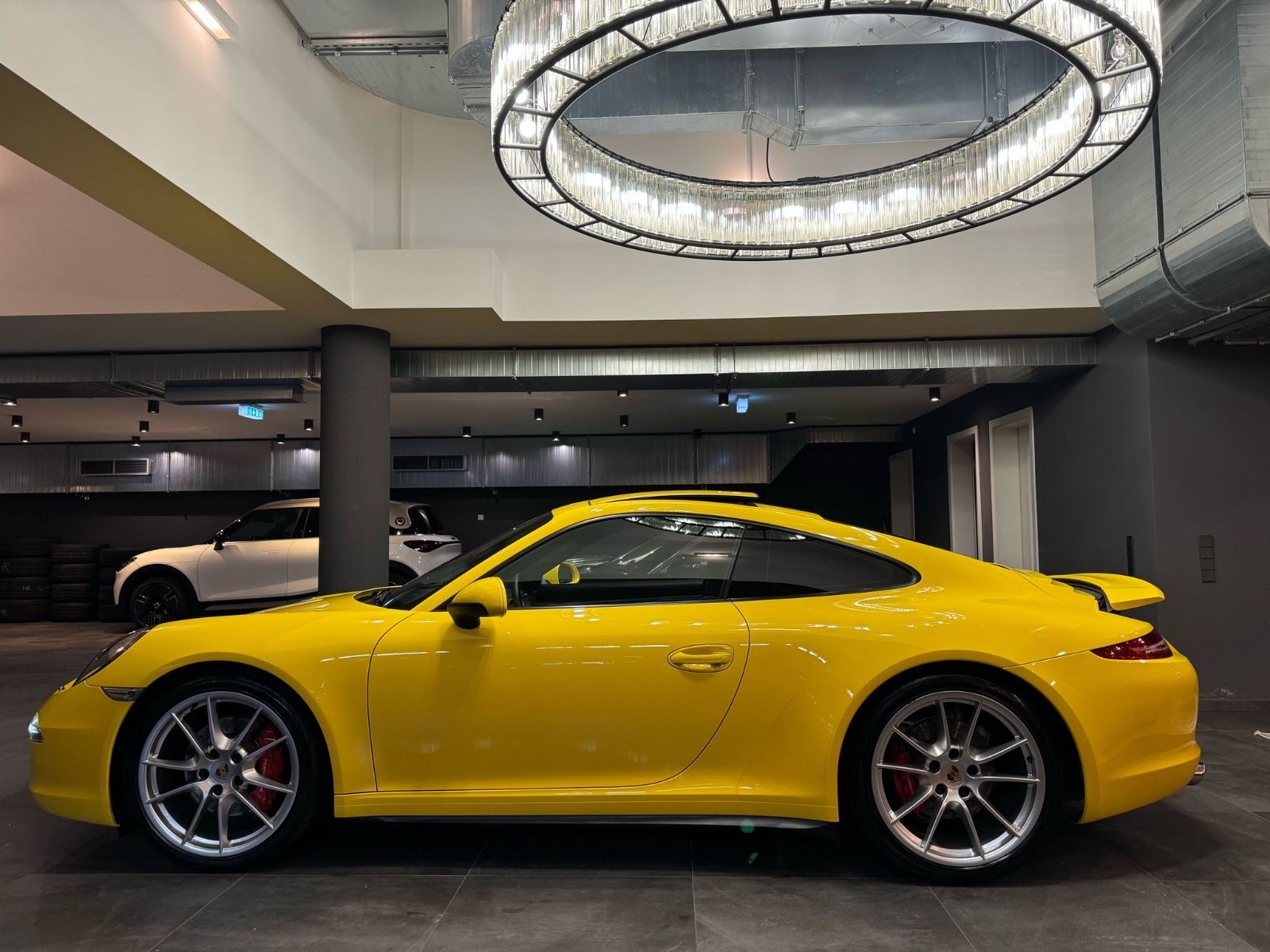 Porsche 991 991 911 4S PDK SPORTCHRONO/KLAPPE/BOSE/SITZBELÜF