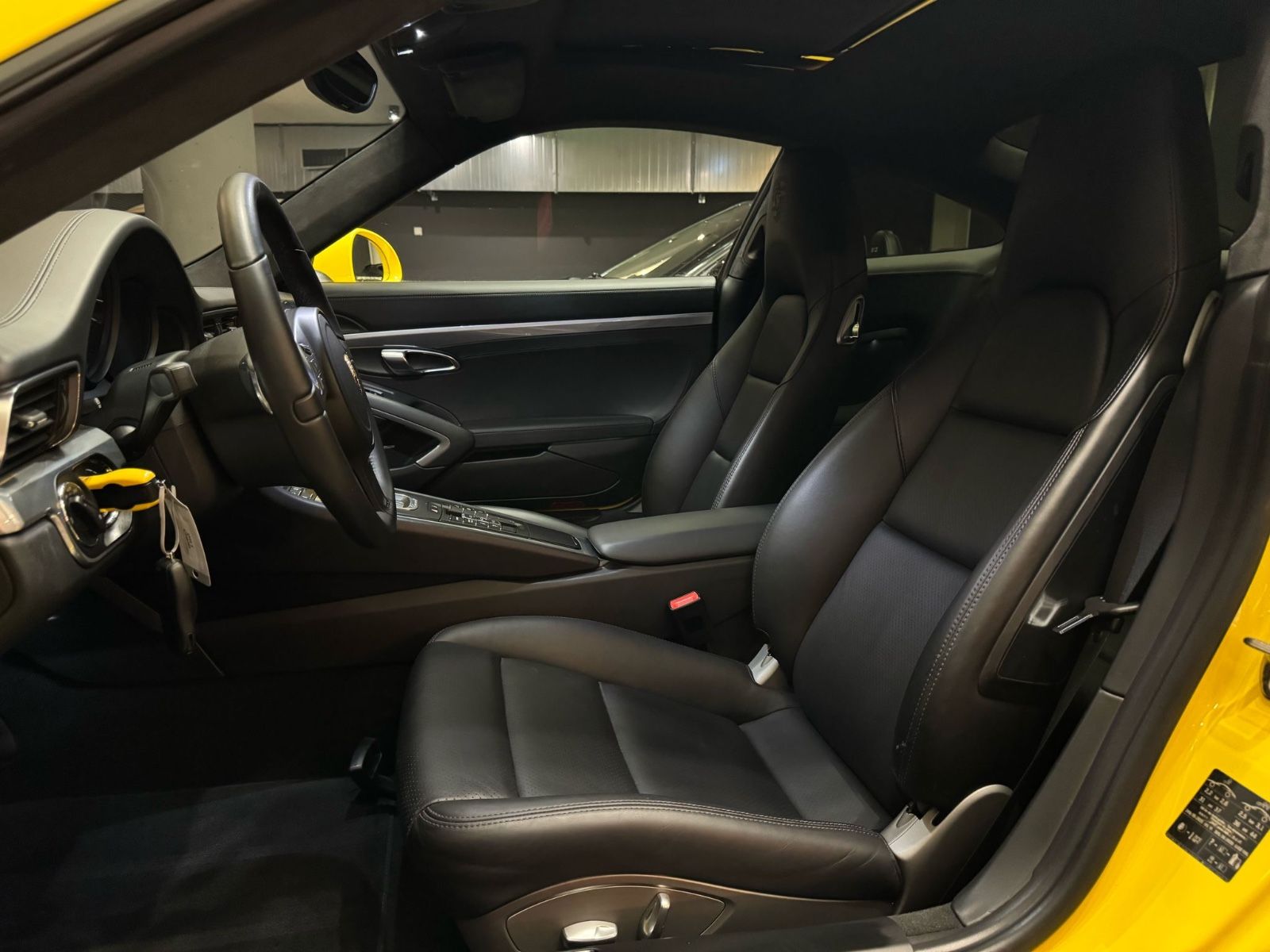 Porsche 991 991 911 4S PDK SPORTCHRONO/KLAPPE/BOSE/SITZBELÜF