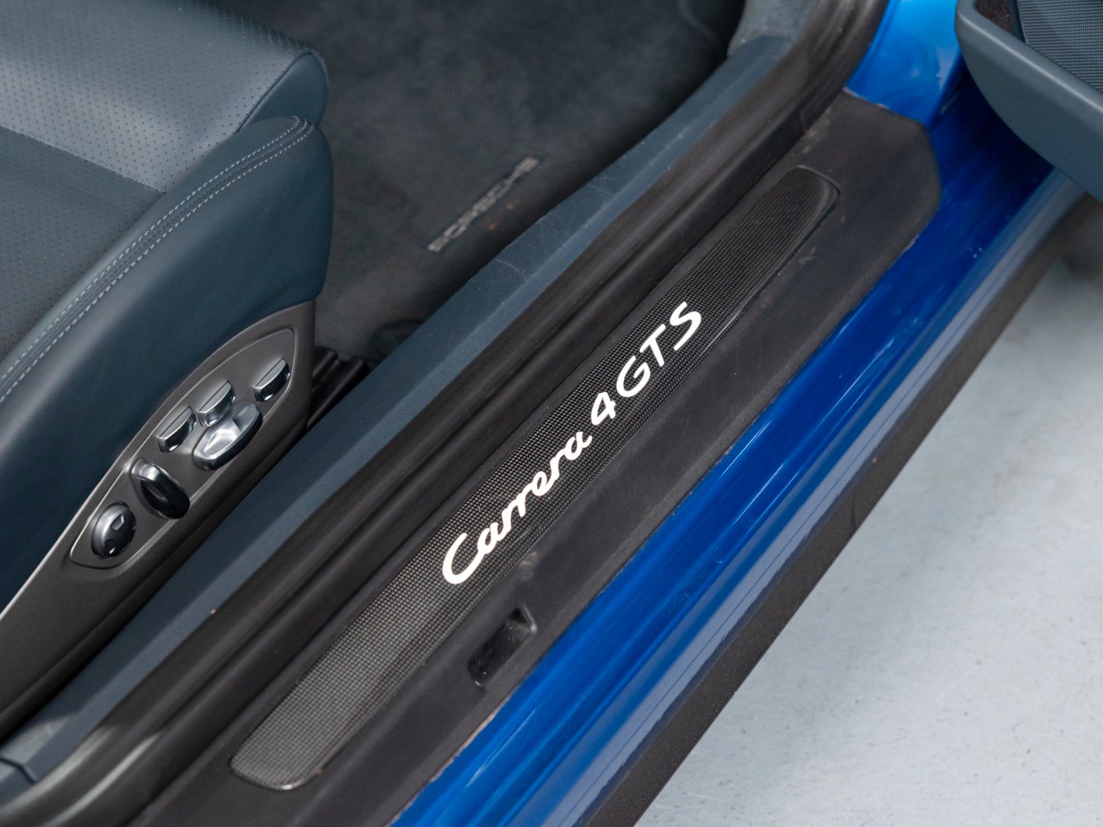 Porsche 991 991, 911 Carrera 4 GTS , Burmester, Pano, Carbon