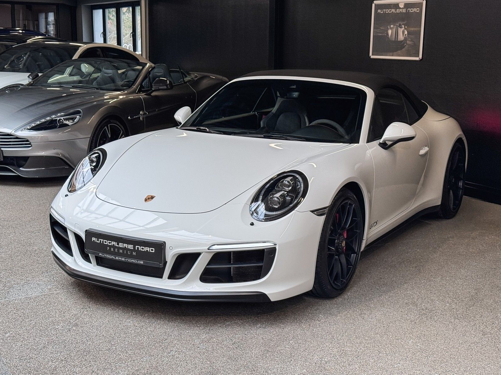 Porsche 991 991 911 GTS Cabriolet PDLS+Carbon+Bose
