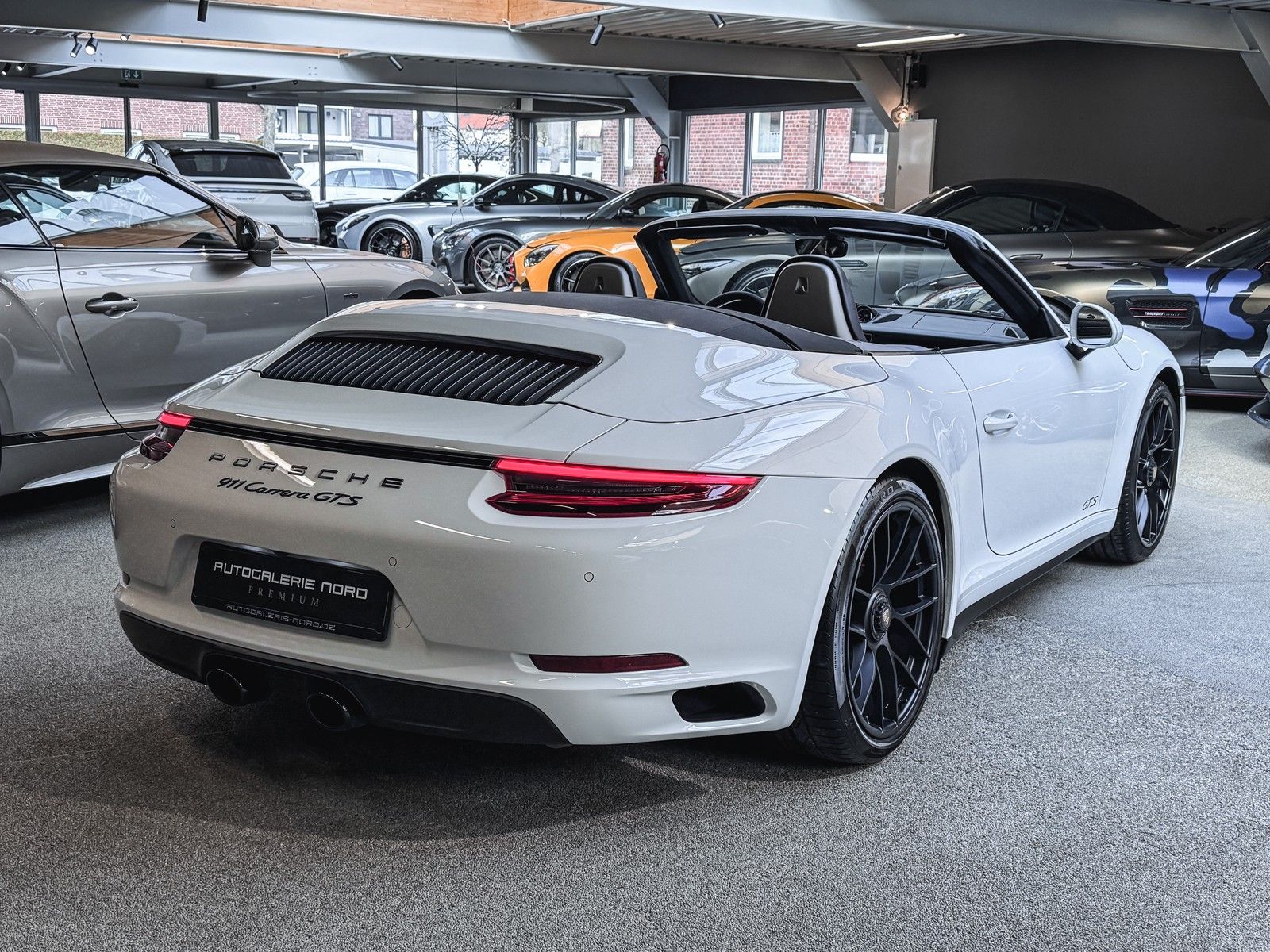 Porsche 991 991 911 GTS Cabriolet PDLS+Carbon+Bose