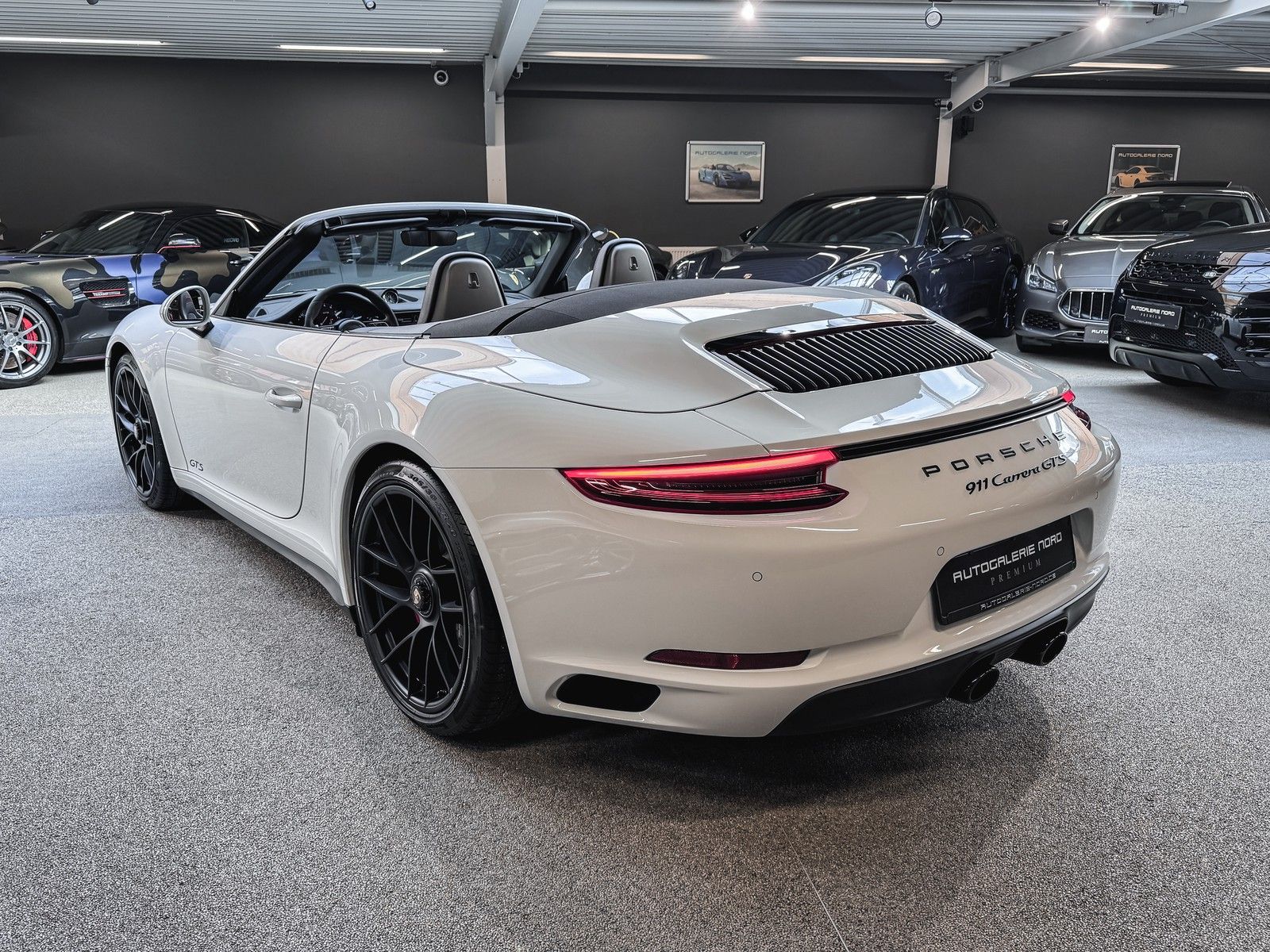 Porsche 991 991 911 GTS Cabriolet PDLS+Carbon+Bose