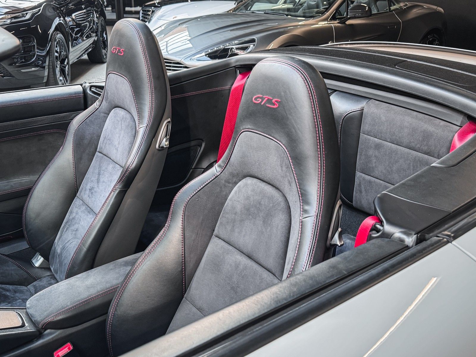 Porsche 991 991 911 GTS Cabriolet PDLS+Carbon+Bose