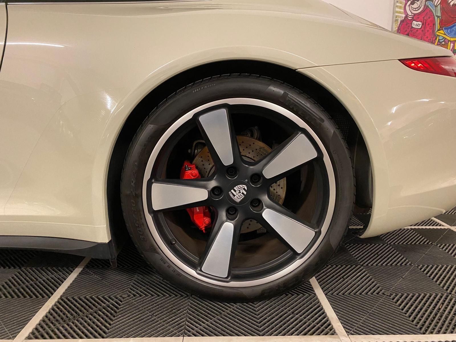 Porsche 991 991 Carrera S / 50 Jahre Jubiläum / Handschalter