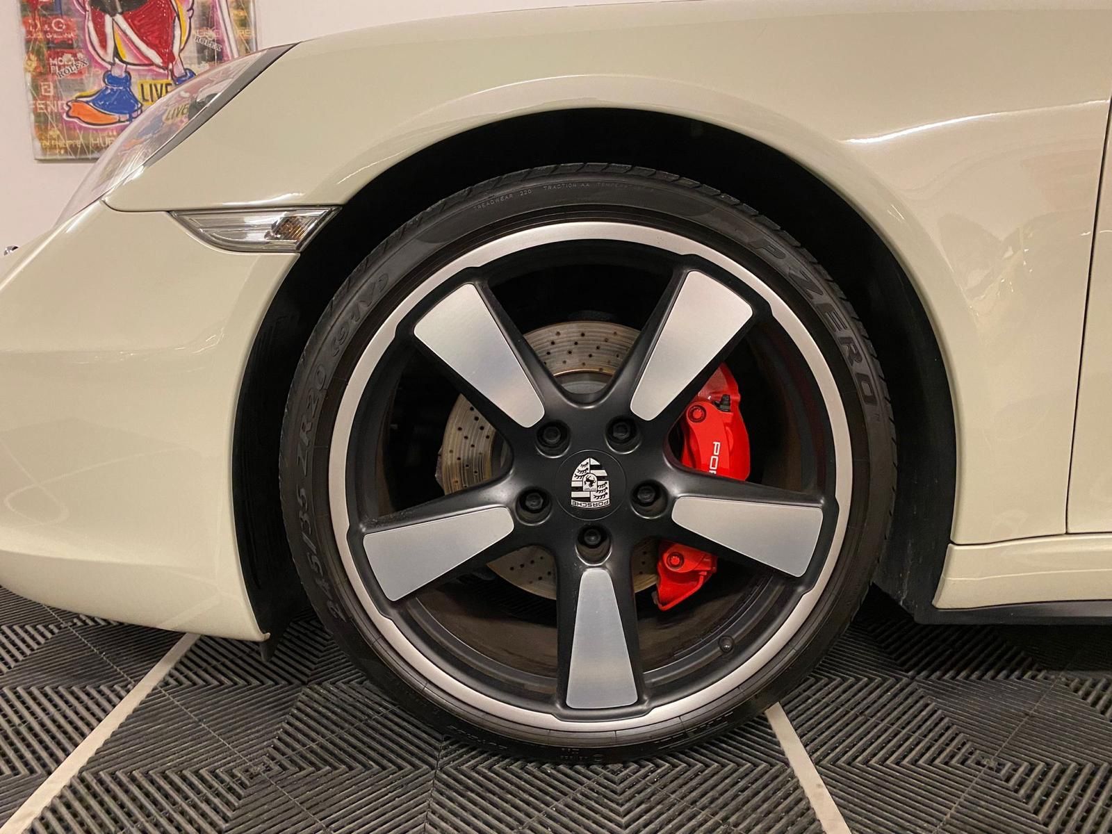 Porsche 991 991 Carrera S / 50 Jahre Jubiläum / Handschalter