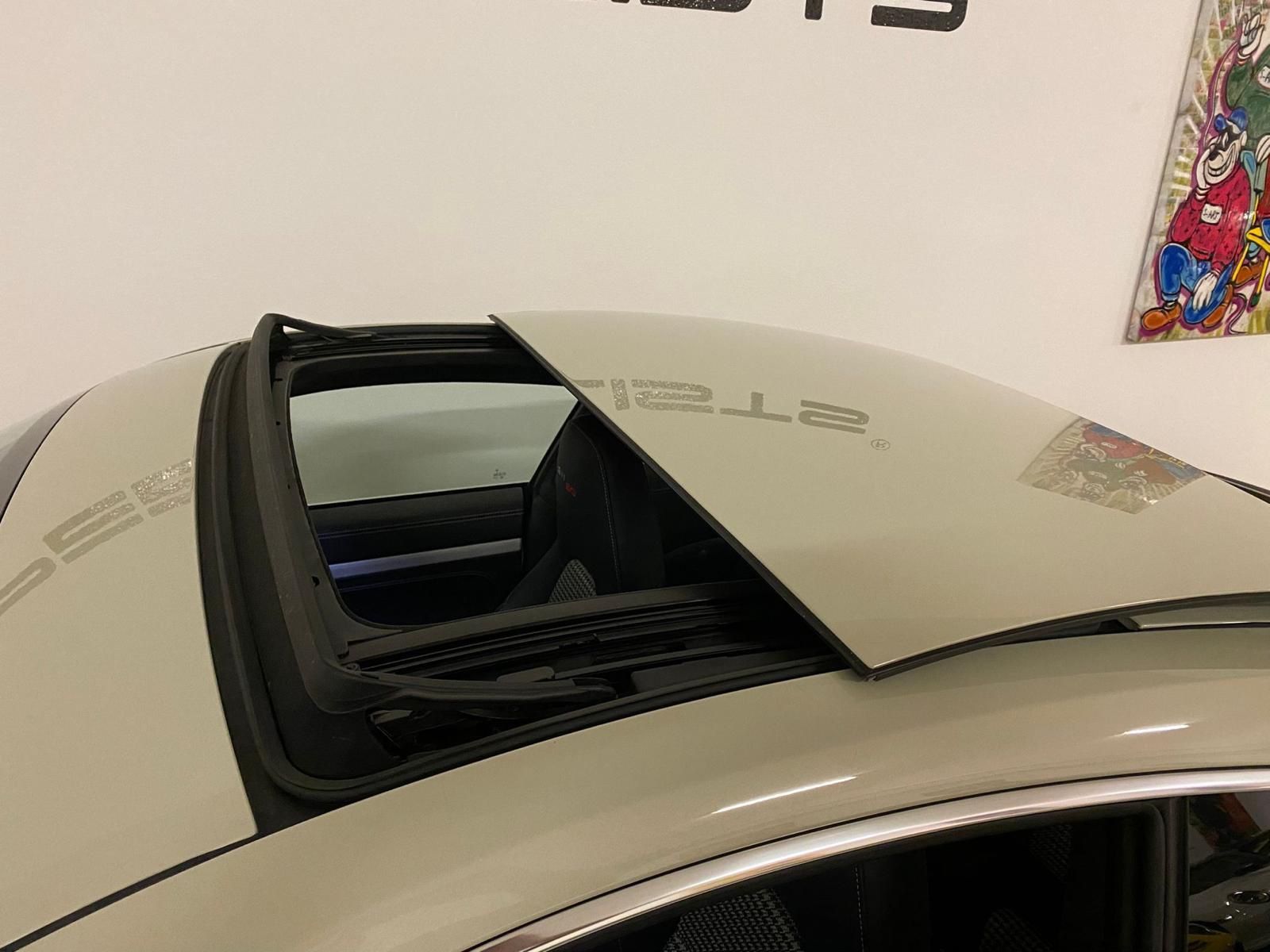 Porsche 991 991 Carrera S / 50 Jahre Jubiläum / Handschalter