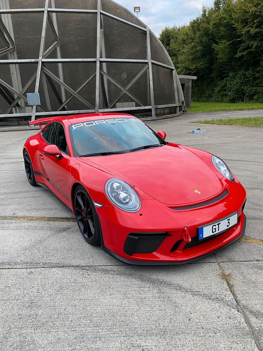 Porsche 991 991 GT3 2. Hand Approved Lift Clubsport