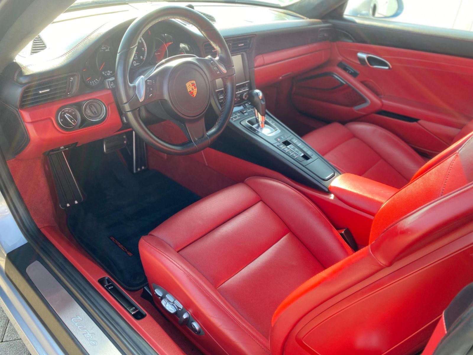 Porsche 991 991 Turbo Coupé / DE
