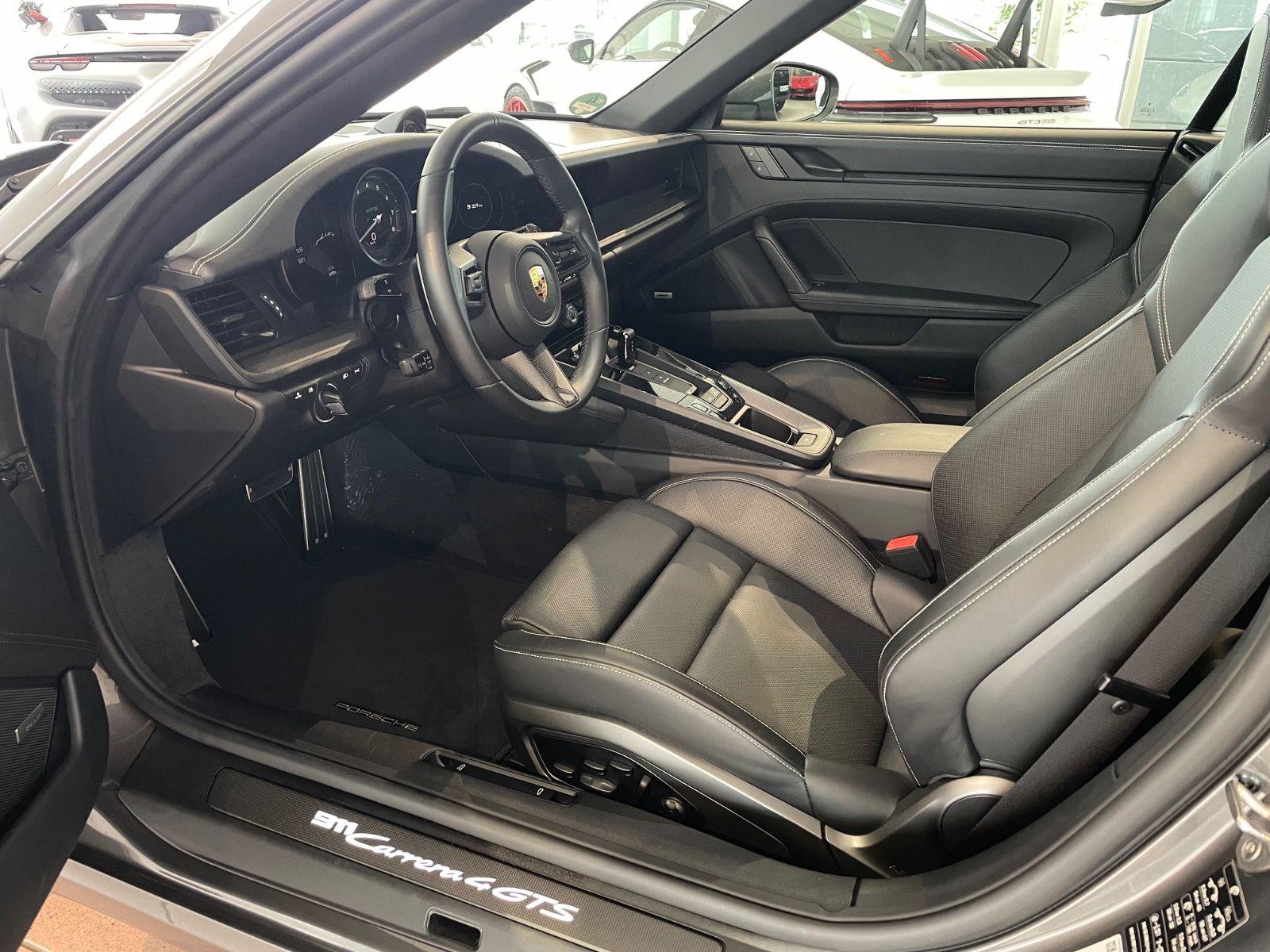 Porsche 992 911/992 4 GTS Cabrio HINTERACHS/LIFT/INNO/MATRIX