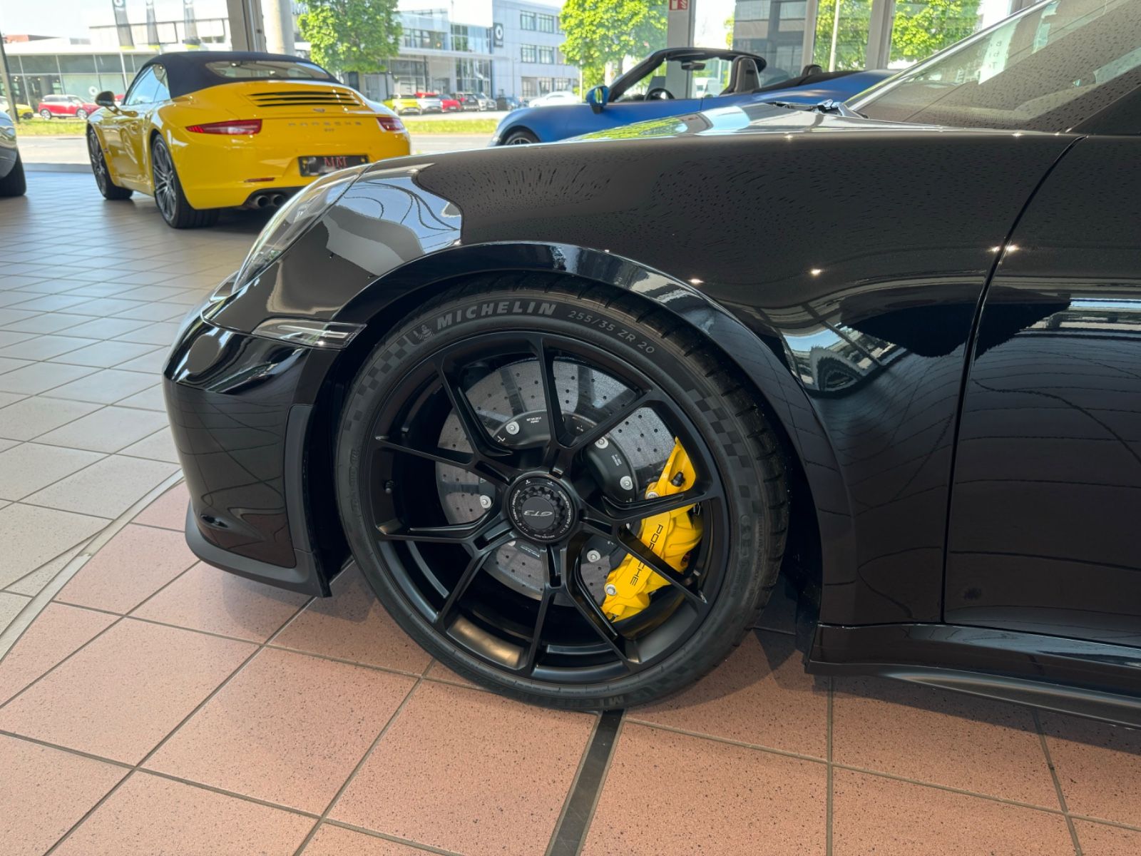 Porsche 992 911 GT3 Carbon/Ceramic-Bremse/Exclusive/Lift