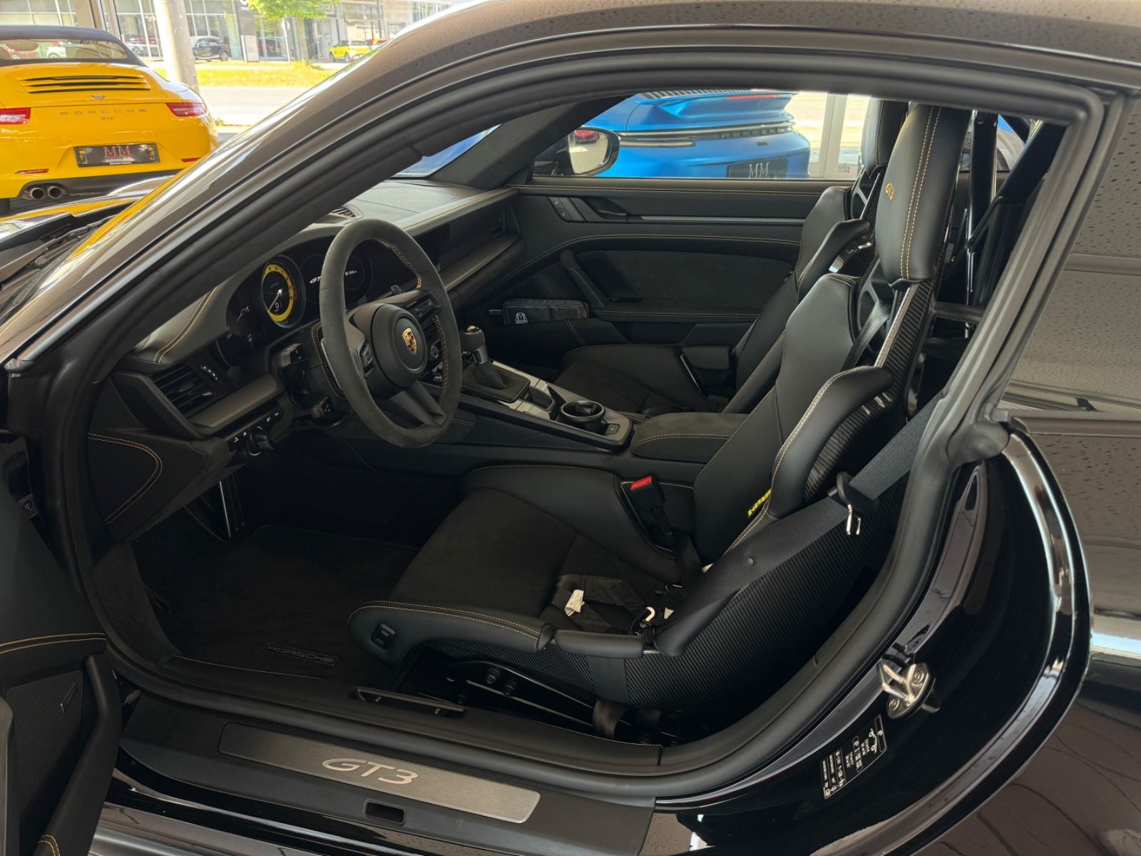 Porsche 992 911 GT3 Carbon/Ceramic-Bremse/Exclusive/Lift