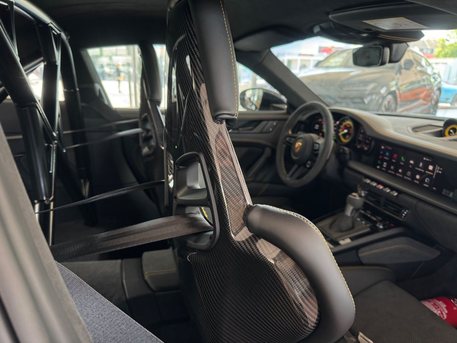 Porsche 992 911 GT3 Carbon/Ceramic-Bremse/Exclusive/Lift