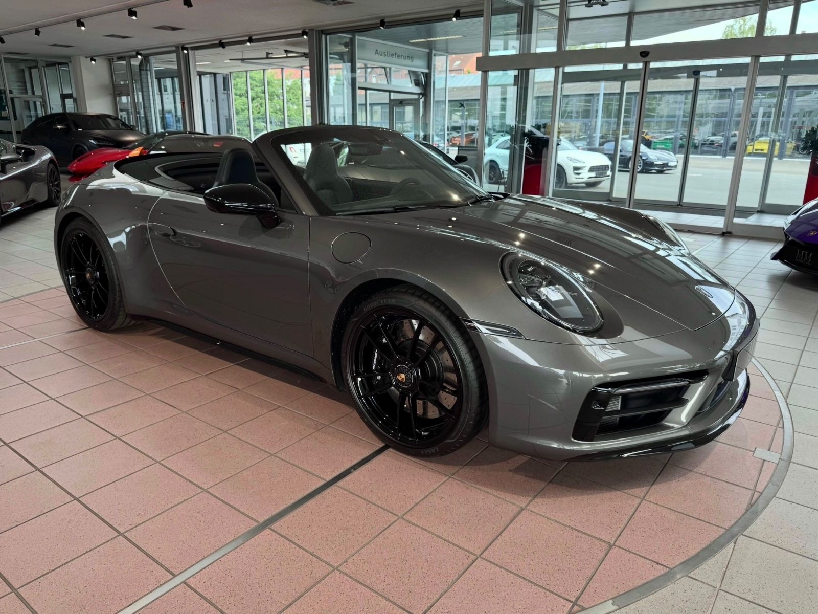 Porsche 992 911 GTS Cabrio PDCC/BURMESTER/LIFT/ACC/MATRIX